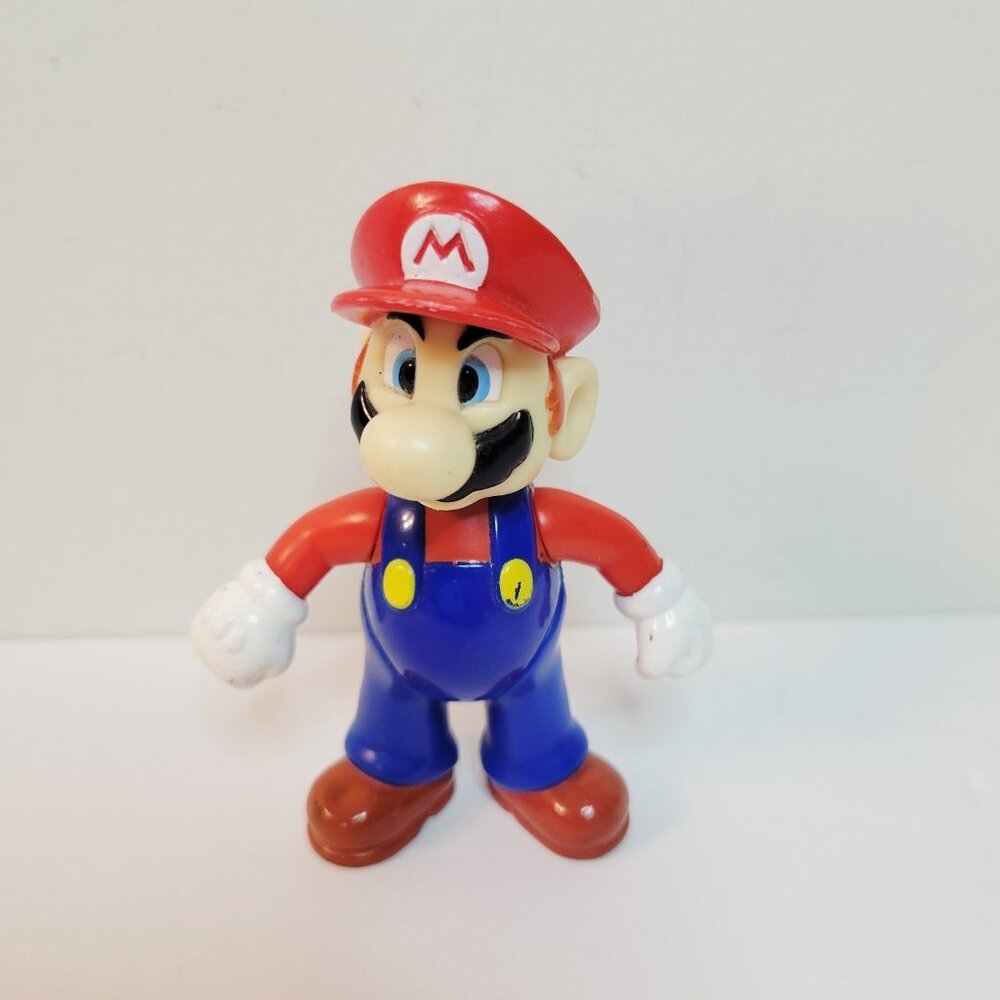 Vtg 2002 Nintendo Super Mario Bros Mario Action Figure Collectible Toy 3.5"